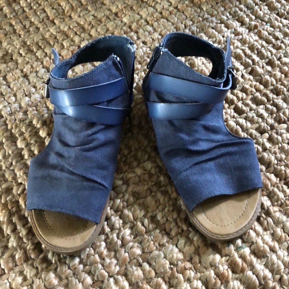 Blowfish Blue Sandals - Size 8